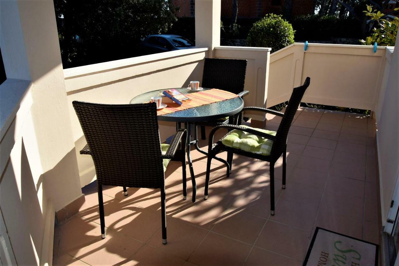 Miramar Apartments Banjol Exterior foto